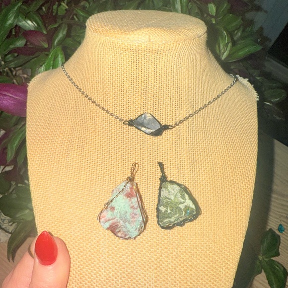 New in show - Picture 4 of 4